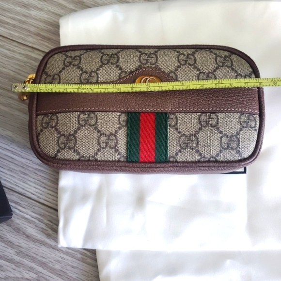 Gucci Belt Bag - Picture 9 of 13